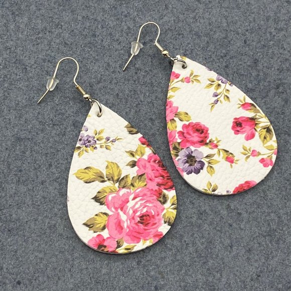 Dangle Pierced Earrings Teardrop Vinyl Floral Pink Purple Green White Soft Girl - Picture 3 of 4